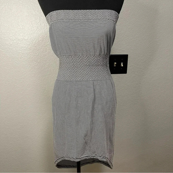 Lark + Grey Dress Women's Size S/M Striped Strapless - Picture 1 of 4